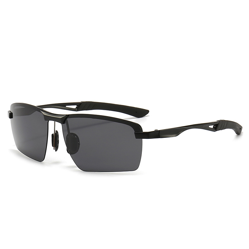 Black Frame-Gray Lens