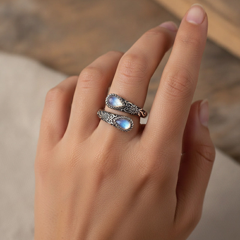 Moonstone Blue (Daisy Pattern)